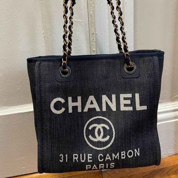 CHANEL Coated Canvas Camellia Printed Deauville CC Logo Chain